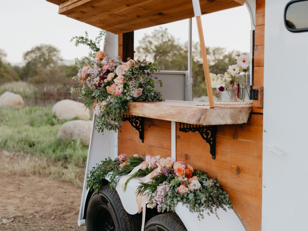 mobile bartending service vermont bartender new england upstate new york bar event staff celebration party catering corporate hire wedding vendor